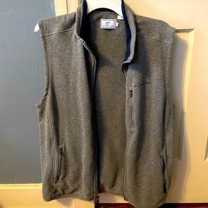 Southern Tide grey vest